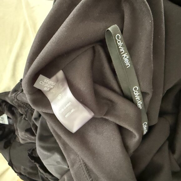 Gorgeous velvet floral sheer lined long sleeve top medium - Picture 6 of 6